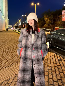 Осенне-зимние Длинные Теплые Шерстяные пальто в цветную синюю клетку для женщин с наплечниками, Двубортная Корейская мода 2023 г.